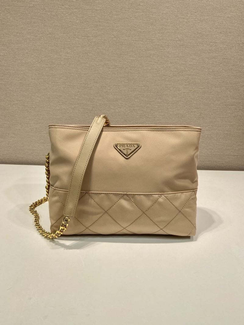 Pra*a tote bags